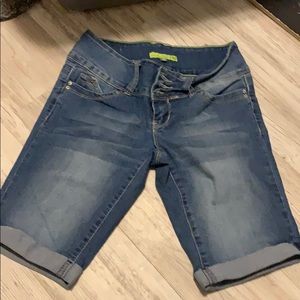 🍑 WANT A BETTER BUTT? Bermuda shorts